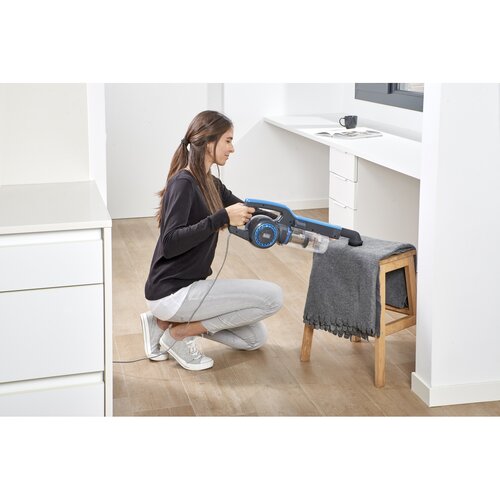 Black+Decker BXVMS600E Tyčový cyklónový vysávač