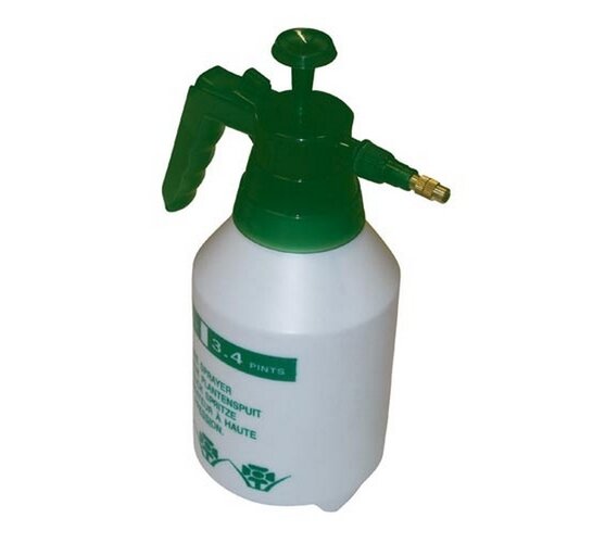 Kézi nyomásos permetező 1,5 l