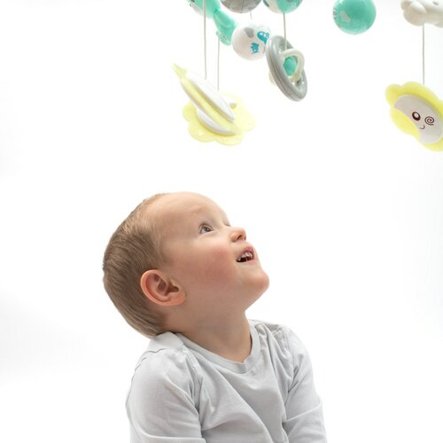 Baby Mix Kolotoč nad postieľku so svetelným projektorom, zelená