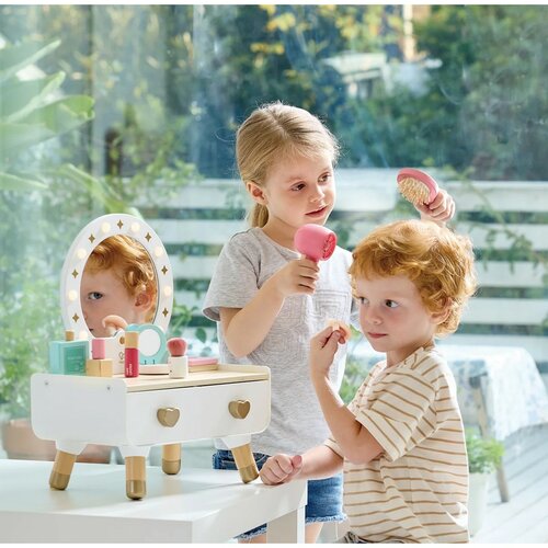 Hape Mój stylowy stolik kosmetyczny