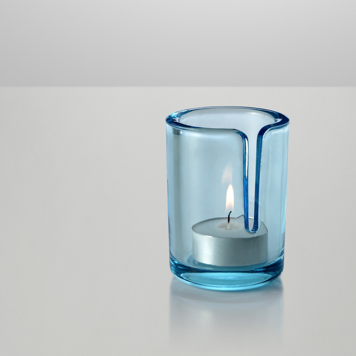 Muuto Svietnik Match 8 cm, svetlo modrý