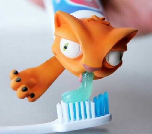 zvířátko na zubní pastu