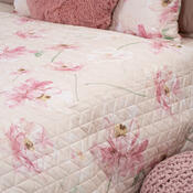 Cuvertură pentru pat 4Home Pink romance, 220 x 240cm + 2x 40 x 40 cm