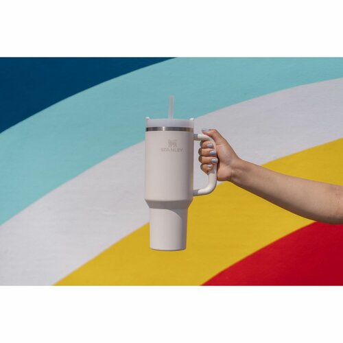 STANLEY Quencher H2.O FlowState Tumbler 1180 mlkrém színű