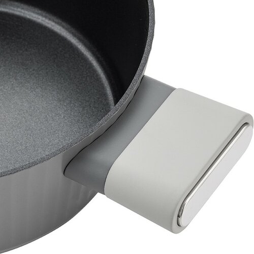 Florina Oală din aluminiu Serrano 2,1 l, 20 cm