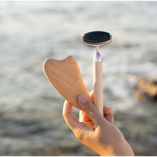 Masážny valček a doštička na tvár Gua Sha Obsidian