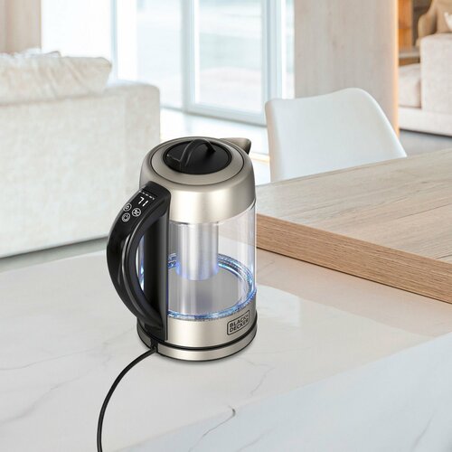 Black+Decker BXKE2205E Rychlovarná konvice