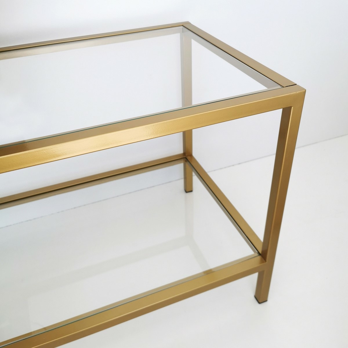 Televízny stolík Basic Gold