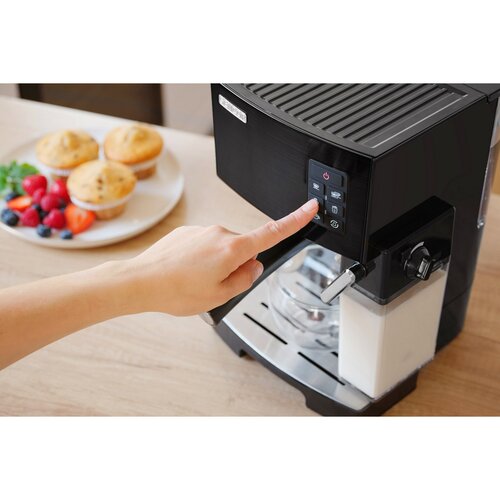 Sencor SES 4050SS-EUE3 poloautomatický espressokávovar