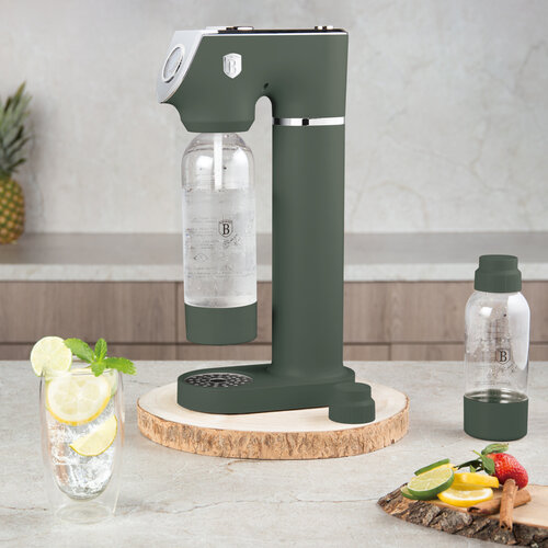 BerlingerHaus Výrobník sódy Sodabar + 2 fľaše Matte Green