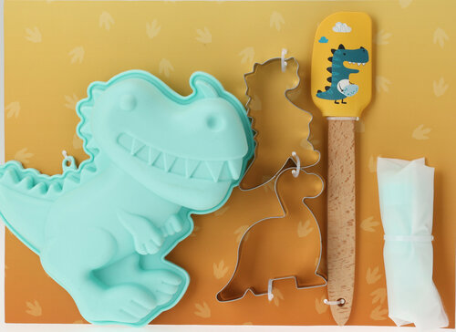 Set de copt pentru copii La Cucina Dino, 10 bucăți