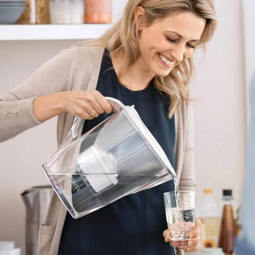 Brita Filtračná kanvica Marella, 2,4 l, biela+ 3 filtre Maxtra Pro Pure Peformance