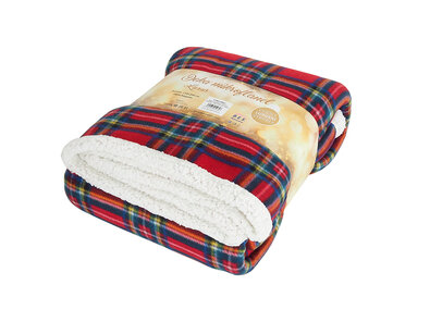 B.E.S. Petrovice Decke Lammfelloptik Buffalo Karo rot-grün, 150 x 200 cm