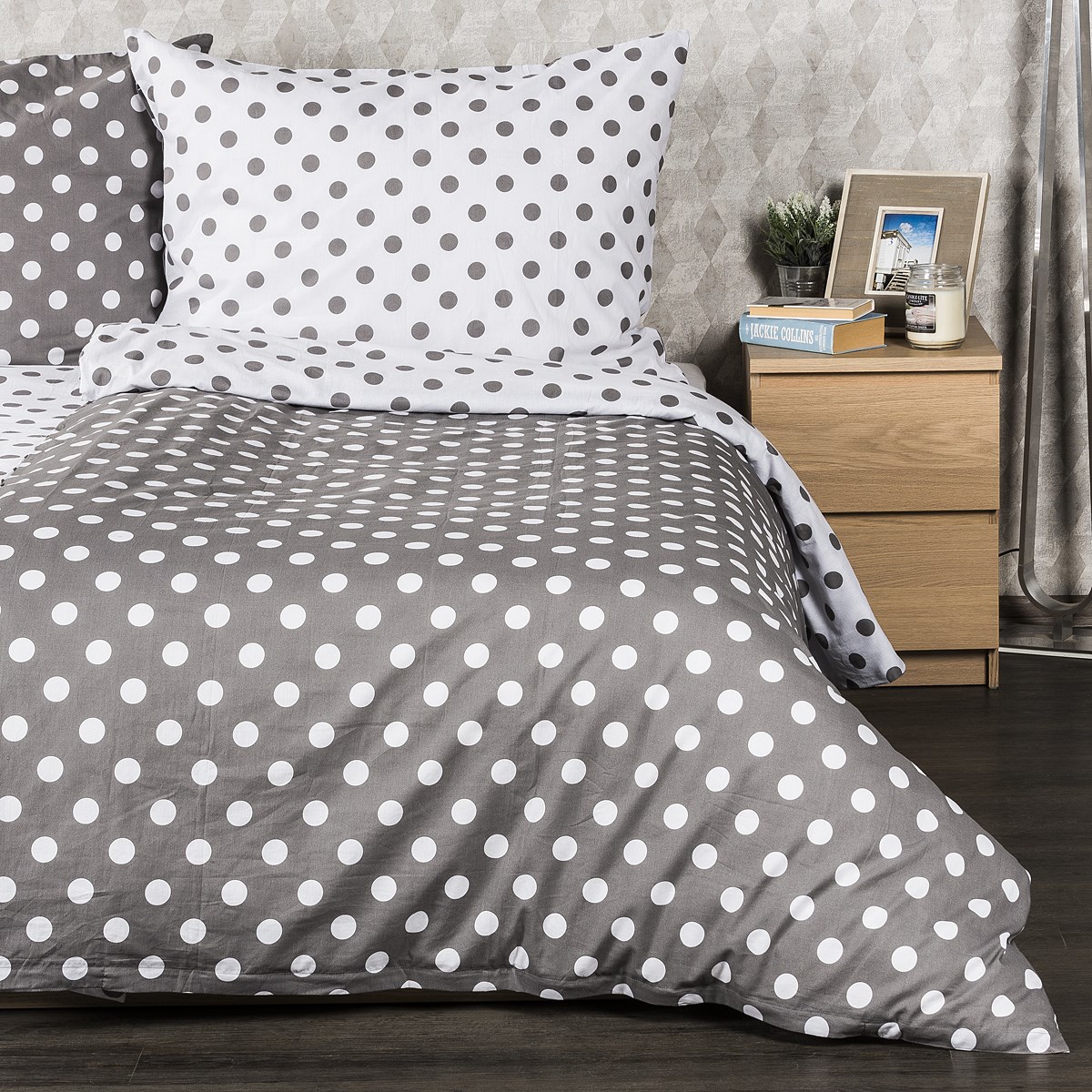 4Home pamut ágynemű, szürke pöttyös, 220 x 200 cm, 2 db 70 x 90 cm, szürke, 220 x 200 cm, 2 db 70 x 90 cm termék 2. képe
