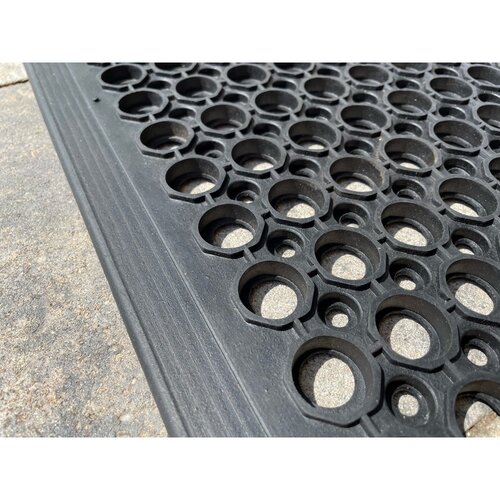 Rohožka Rubber z odprtinami, 80 x 120 cm