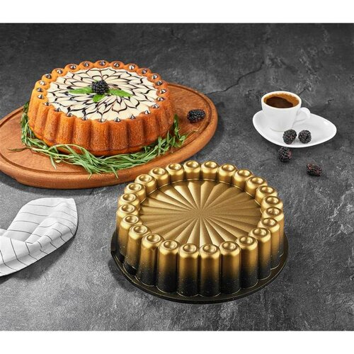 Banquet MAJESTIC Tartty öntött koglófforma átmérő 27 cm termék 2. képe