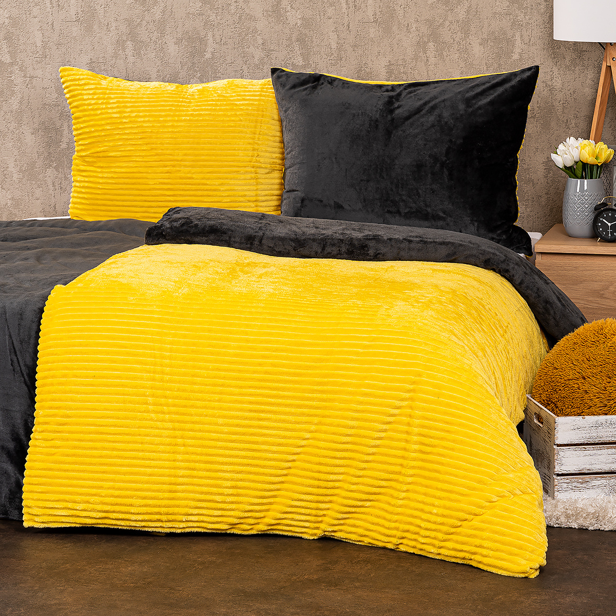 Lenjerie de pat din micro-flanelă 4Home Stripe, galben, 140 x 200 cm, 70 x 90 cm