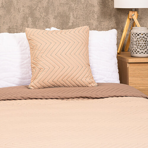4Home Narzuta na łóżko Doubleface jasnobrązowy/brązowy, 140 x 240 cm, 1 szt. 40 x 40 cm