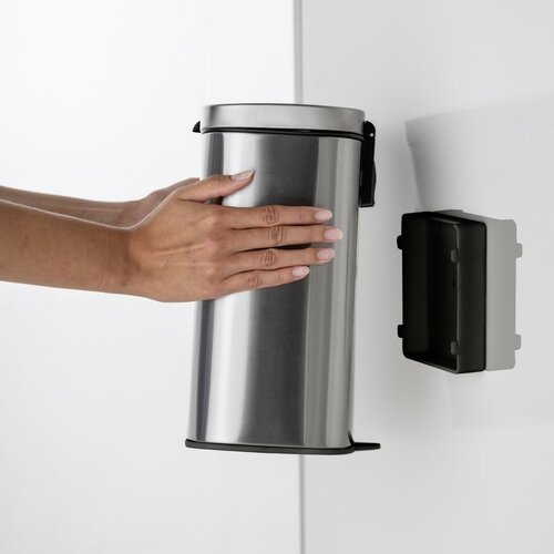 Wenko Nástěnný odpadkový koš Sare 5 l, nerezová