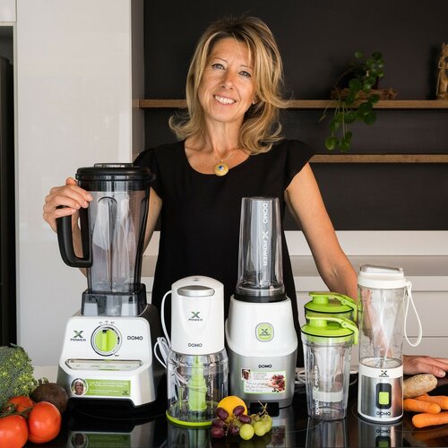 DOMO DO752BL aku smoothie mixér X-Power to go