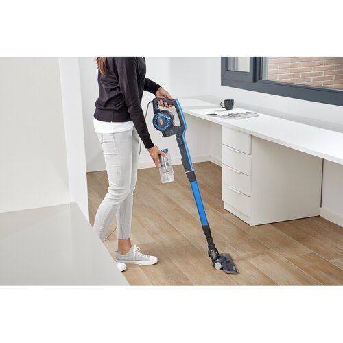 Black+Decker BXVMS600E Tyčový cyklónový vysávač