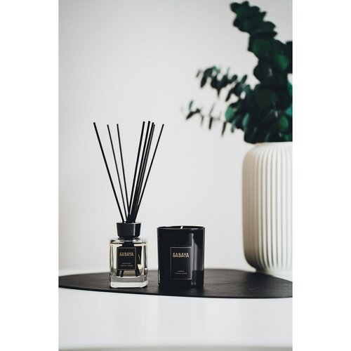 Sabaya Lumânare de soia lemn de santal, 175 g