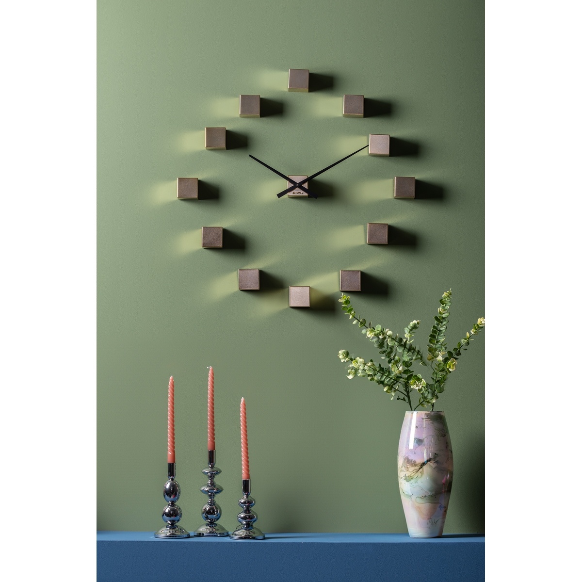 Karlsson KA5974GD designové nástěnné nalepovací hodiny zlatá, pr.  80 cm - thumb (3)