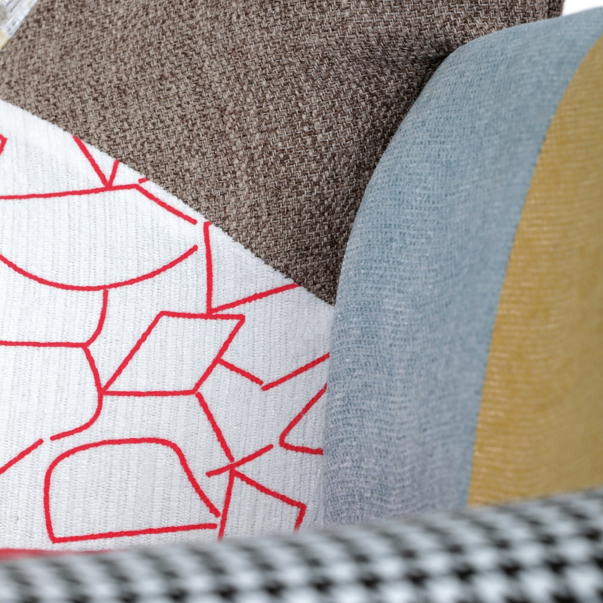 Hojdacie kreslo PW2, patchwork