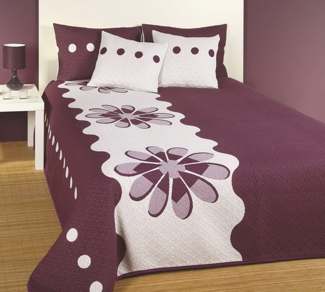 Prikrývka na posteľ Aprila