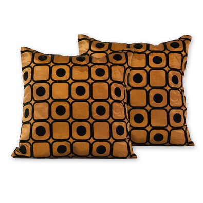 Pernă Basic pătrate maro 1 + 1 gratis