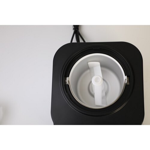 Guzzanti GZ 151W zmrzlinovač