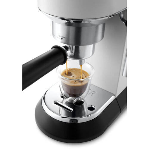 De'Longhi EC 685.W Pákové espresso, biela