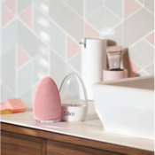 Silk'n Bright čistiaci prístroj na tvár PINK