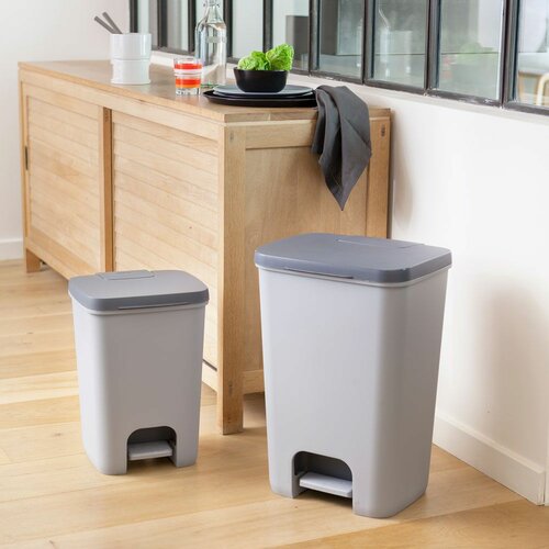 Curver Essentials hulladékgyűjtő 40 l, szürke