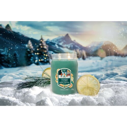 Yankee Candle Velika dišeča sveča Signature Holiday Winterfest, 567 g