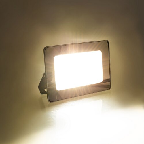 Retlux RSL 243 Reflektor LED, 115 x 80 x 20 mm, 10 W, 800 lm