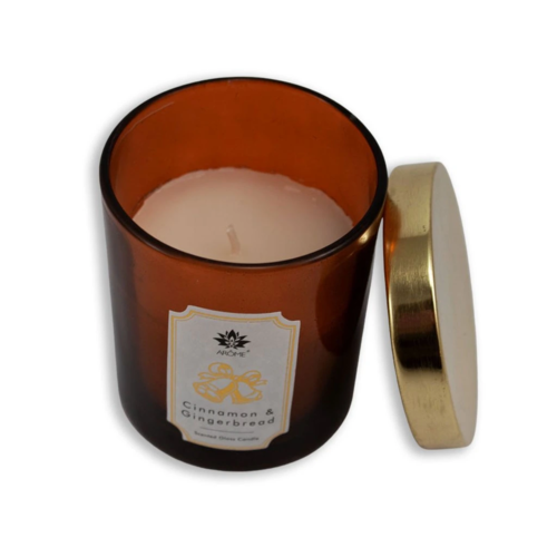 Świeczka Arome Candle w kolorowym szkle zpokrywką, Cinnamon &amp; Gingerbread, 125 g