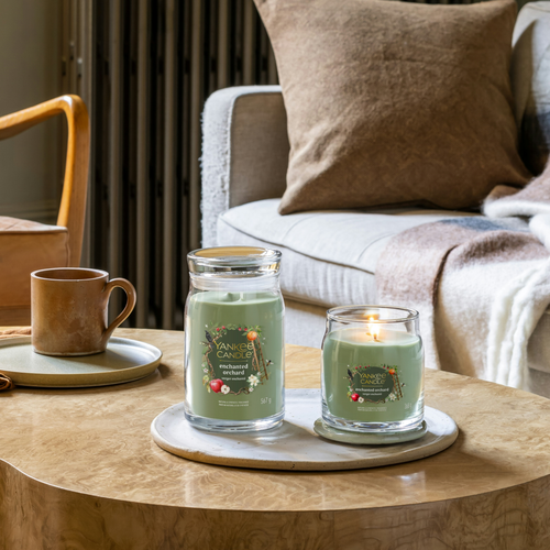 Yankee Candle Vonná svíčka velká Signature Enchanted Orchard, 567 g