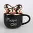 Kubek porcelanowy jumbo z pokrywką Madame Chic, 320 ml, czarny