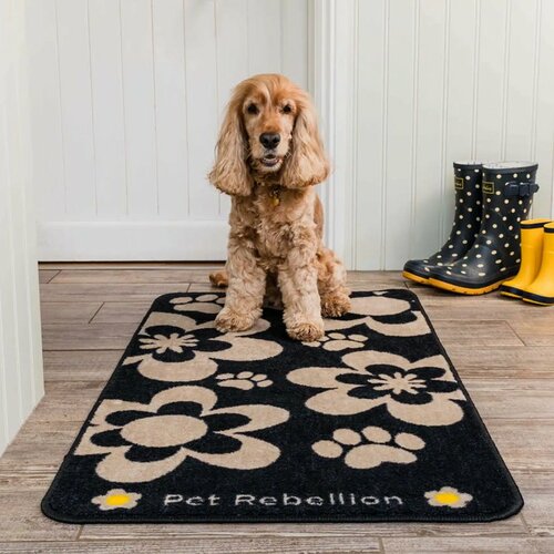 PET REBELLION Běhoun XL Flowers Black, 57 x 110 cm