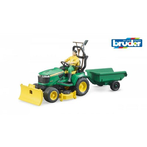 Tractor Bruder Traktor John Deere cu remorcă și grădinar, 17,5 x 19 x 30 cm