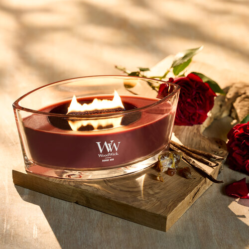 Woodwick Vonná svíčka loď Rouge Oud, 453 g