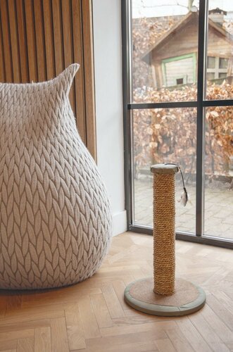 Beeztees Rofra macska kaparó, 30 x 30 x 49 cm