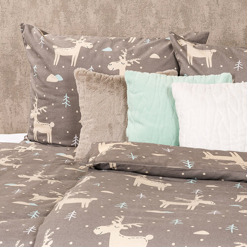 Lenjerie de pat din flanel 4Home Happy reindeer, 160 x 200 cm, 70 x 80 cm