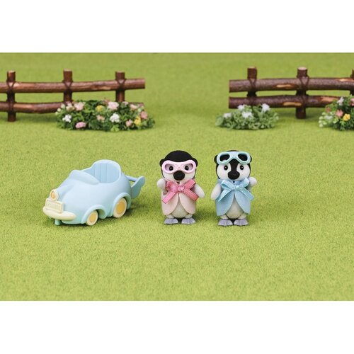 Sylvanian Families Baby Penguins ikrek autóval