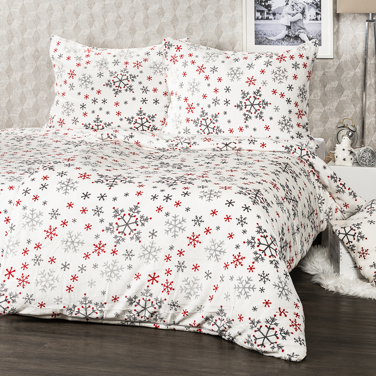 Lenjerie micro-flanelă 4Home Snowflakes, 160 x 200 cm, 2 buc. 70 x 80 cm