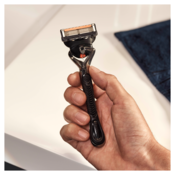 Gillette Pánský holicí strojek ProGlide + 4 ks hlavice