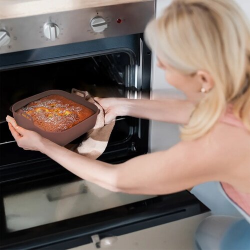 Orion Silikonska forma za vročo zračno fritezo,rjava, 17,5 x 17,5 cm