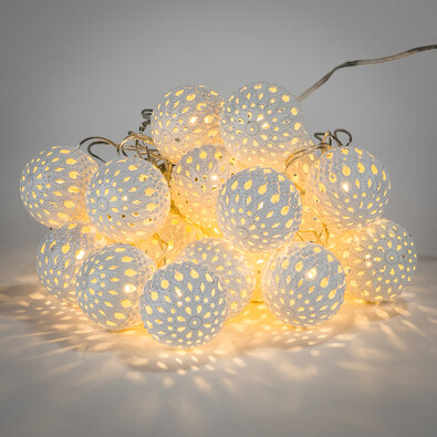 Lampki świetlne LED z ozdobnymi kulkami