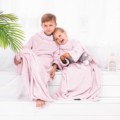 Decoking odeja z rokavi Lazy Kids pudra, 90 x 105cm